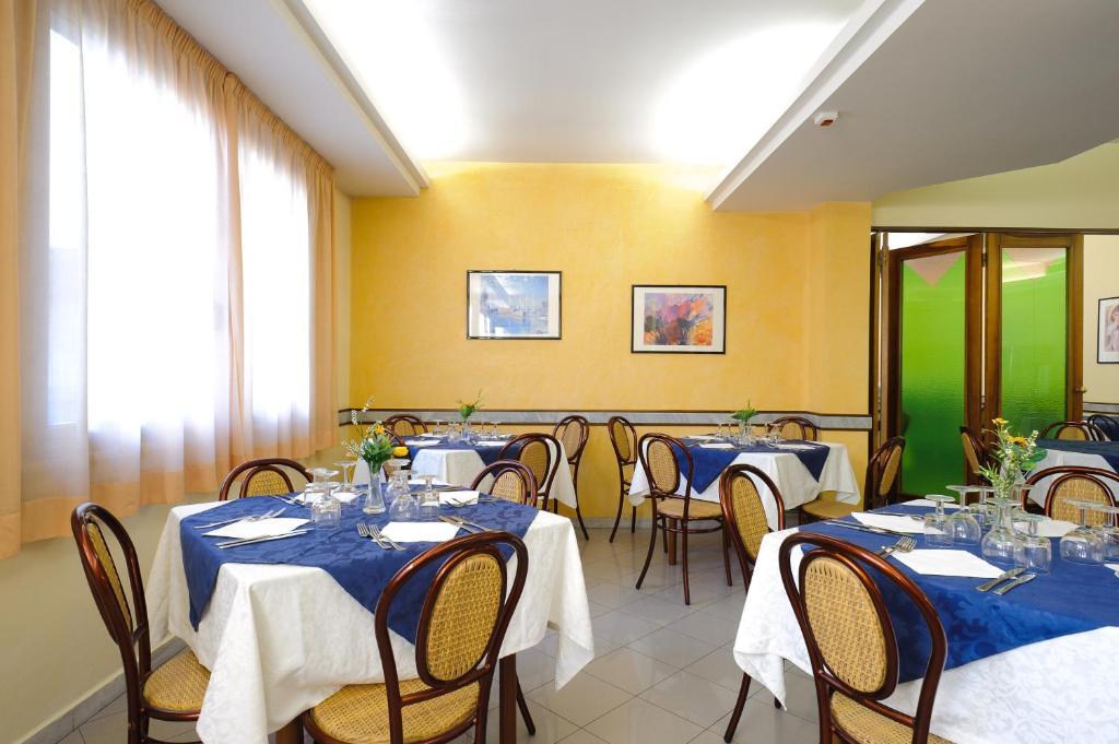 Hotel Petrarca Rimini Dış mekan fotoğraf