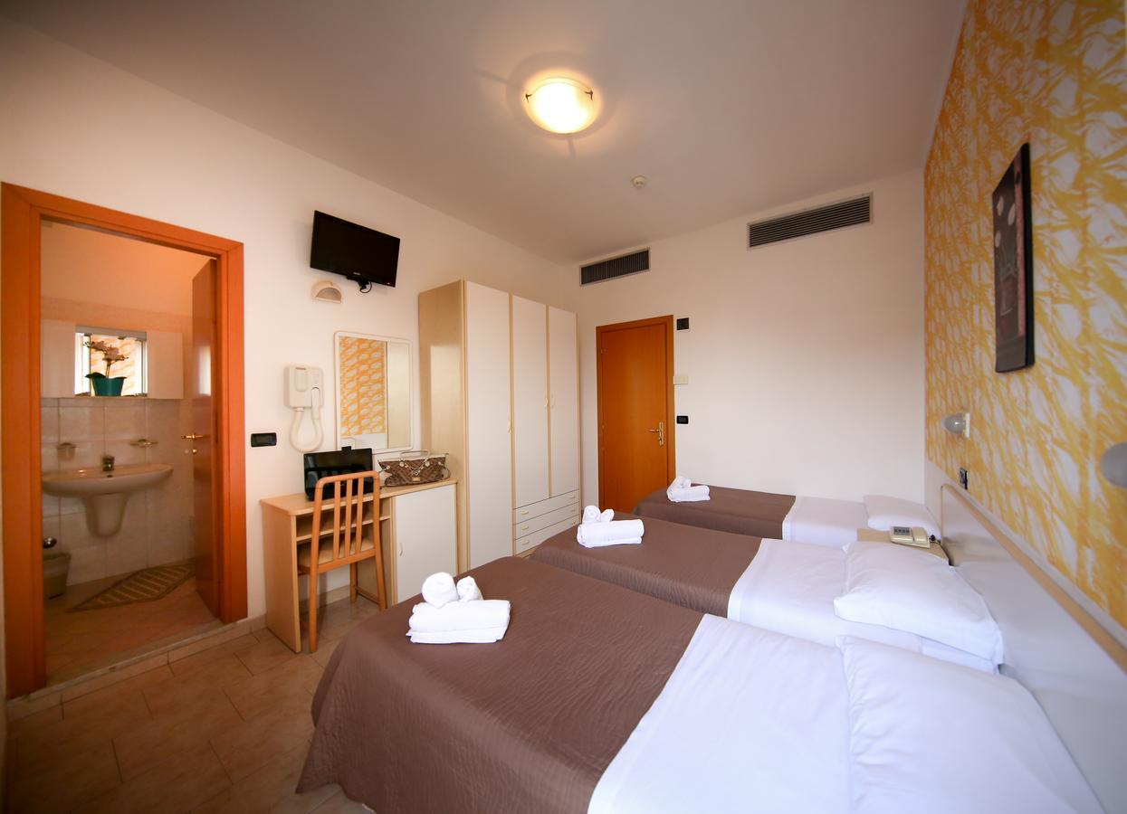 Hotel Petrarca Rimini Dış mekan fotoğraf