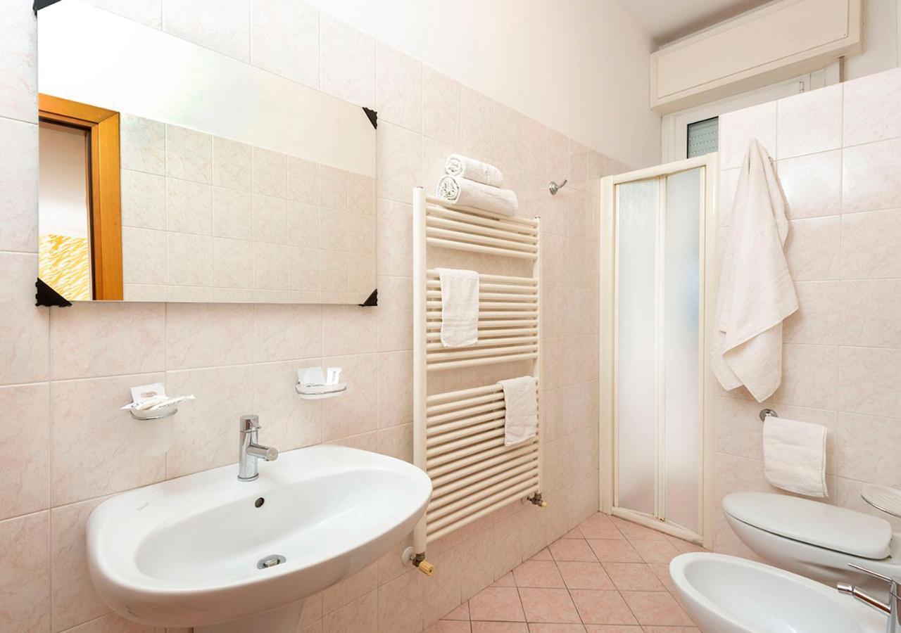 Hotel Petrarca Rimini Dış mekan fotoğraf