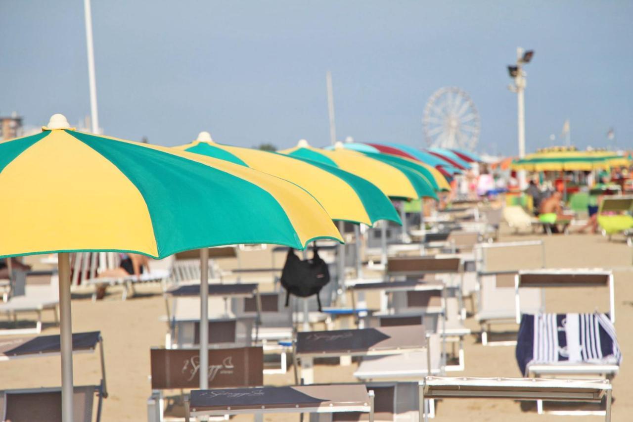 Hotel Petrarca Rimini Dış mekan fotoğraf